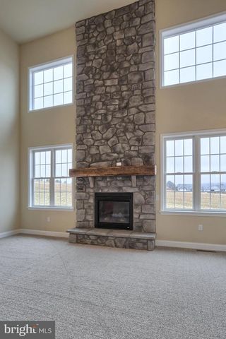 023 ROLLING MEADOW RD, Lebanon, PA 17046