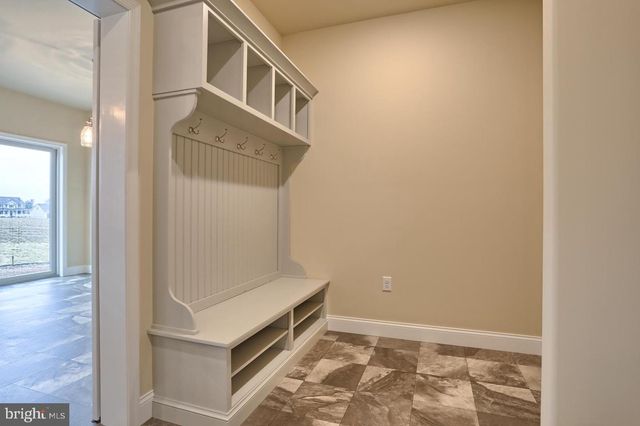 023 ROLLING MEADOW RD, Lebanon, PA 17046