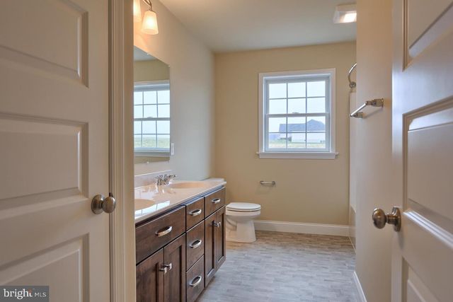 023 ROLLING MEADOW RD, Lebanon, PA 17046