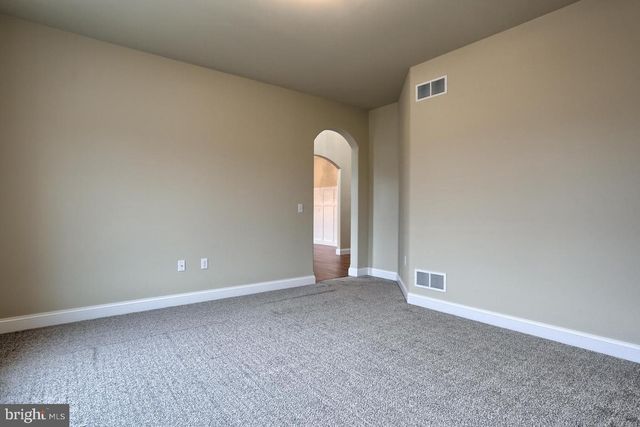 023 ROLLING MEADOW RD, Lebanon, PA 17046