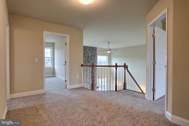 023 ROLLING MEADOW RD, Lebanon, PA 17046