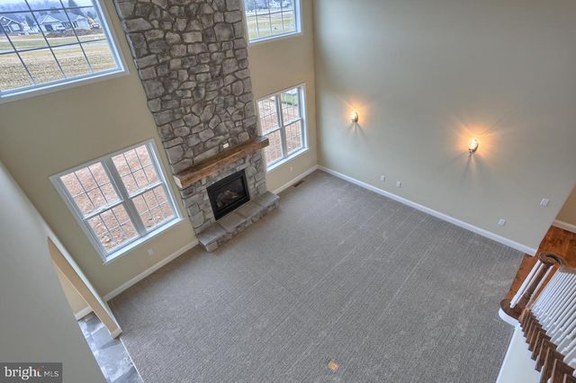 023 ROLLING MEADOW RD, Lebanon, PA 17046