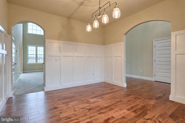 023 ROLLING MEADOW RD, Lebanon, PA 17046