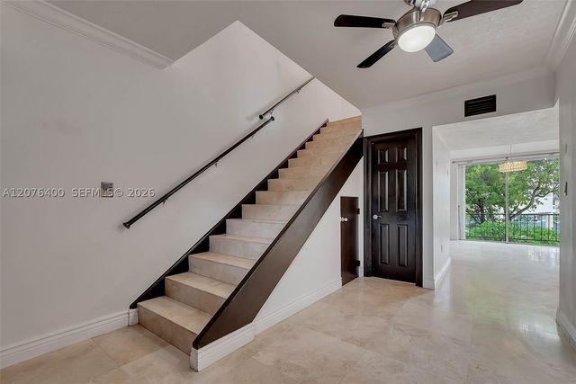 1655 NE 115th St 21B, Miami, FL 33181