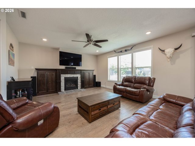 5710 Ne 133RD St, Vancouver, WA 98686