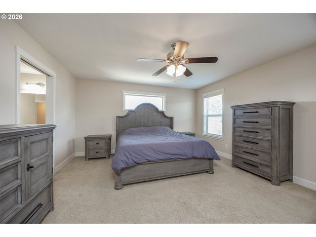 5710 Ne 133RD St, Vancouver, WA 98686