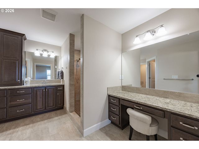 5710 Ne 133RD St, Vancouver, WA 98686