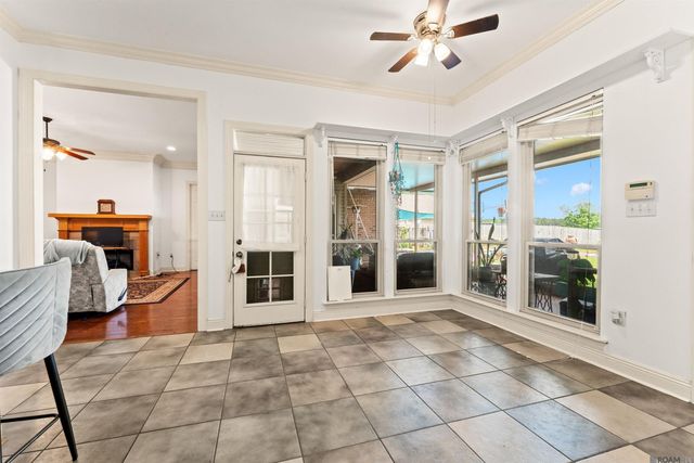 10064 Garden Oaks Ave, Denham Springs, LA 70706