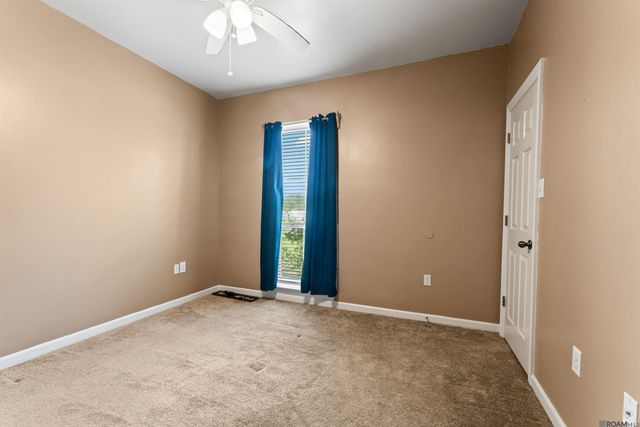 10064 Garden Oaks Ave, Denham Springs, LA 70706