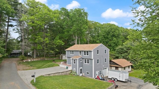 175 Lake Shore Ave., Hamilton, MA 01982