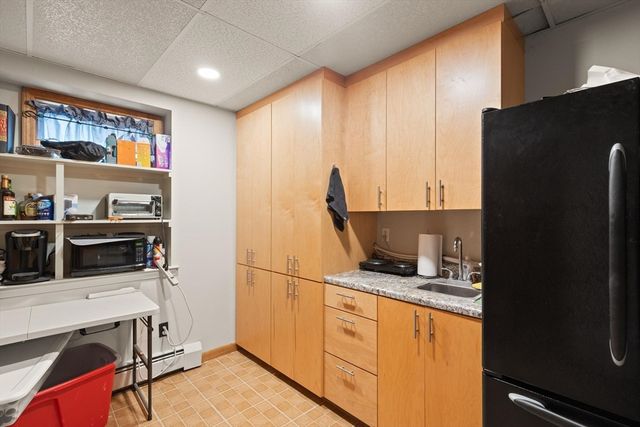 175 Lake Shore Ave., Hamilton, MA 01982