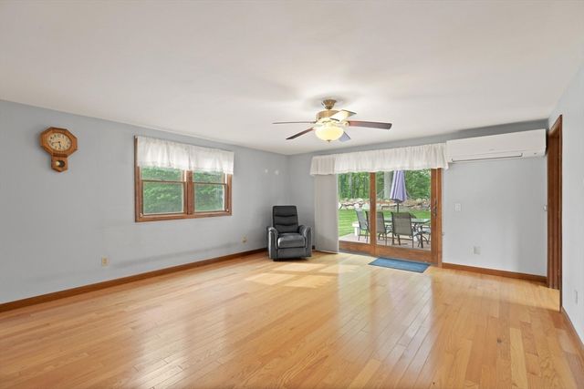 175 Lake Shore Ave., Hamilton, MA 01982