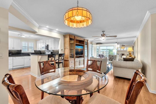 14 Colonial Club Drive 300, Boynton Beach, FL 33435