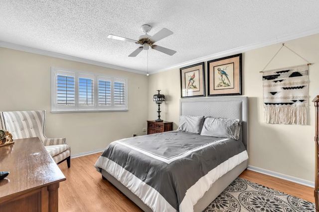 14 Colonial Club Drive 300, Boynton Beach, FL 33435