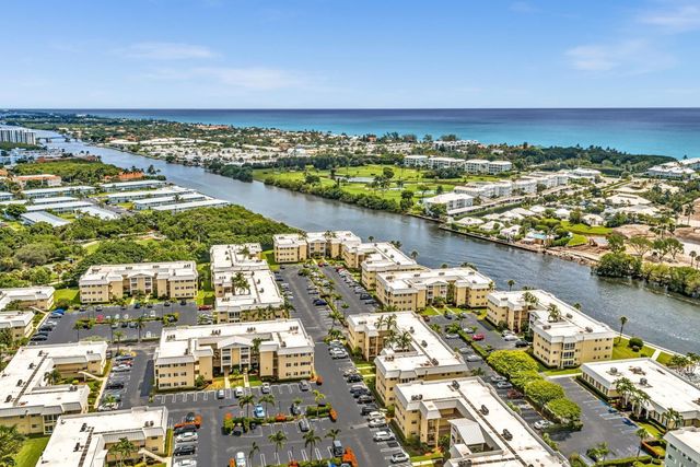 14 Colonial Club Drive 300, Boynton Beach, FL 33435
