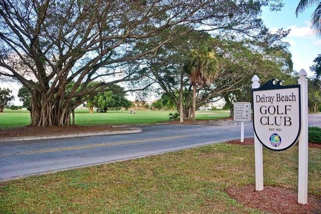 14 Colonial Club Drive 300, Boynton Beach, FL 33435