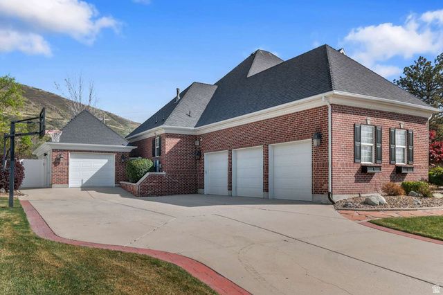 13177 S SHADOWLANDS LN, Draper, UT 84020