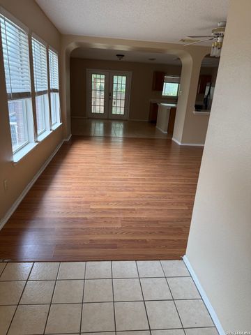21638 Longwood, San Antonio, TX 78259
