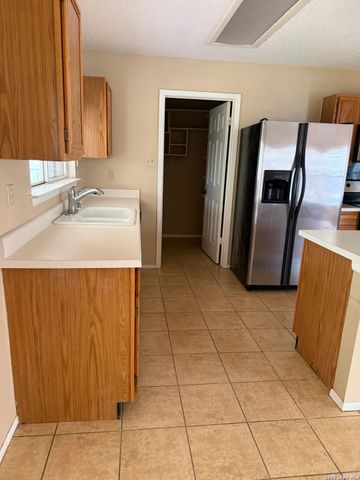 21638 Longwood, San Antonio, TX 78259