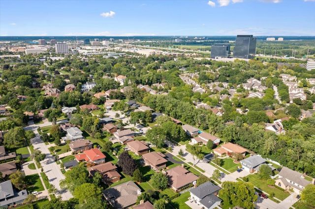 231 Southwick Lane, Schaumburg, IL 60173
