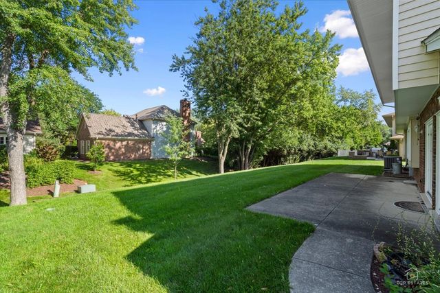 231 Southwick Lane, Schaumburg, IL 60173