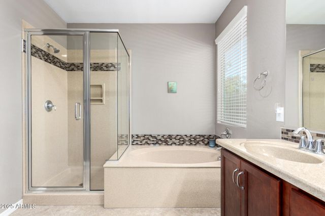 20682 E CANARY Way, Queen Creek, AZ 85142