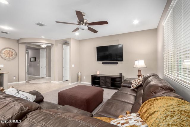 20682 E CANARY Way, Queen Creek, AZ 85142