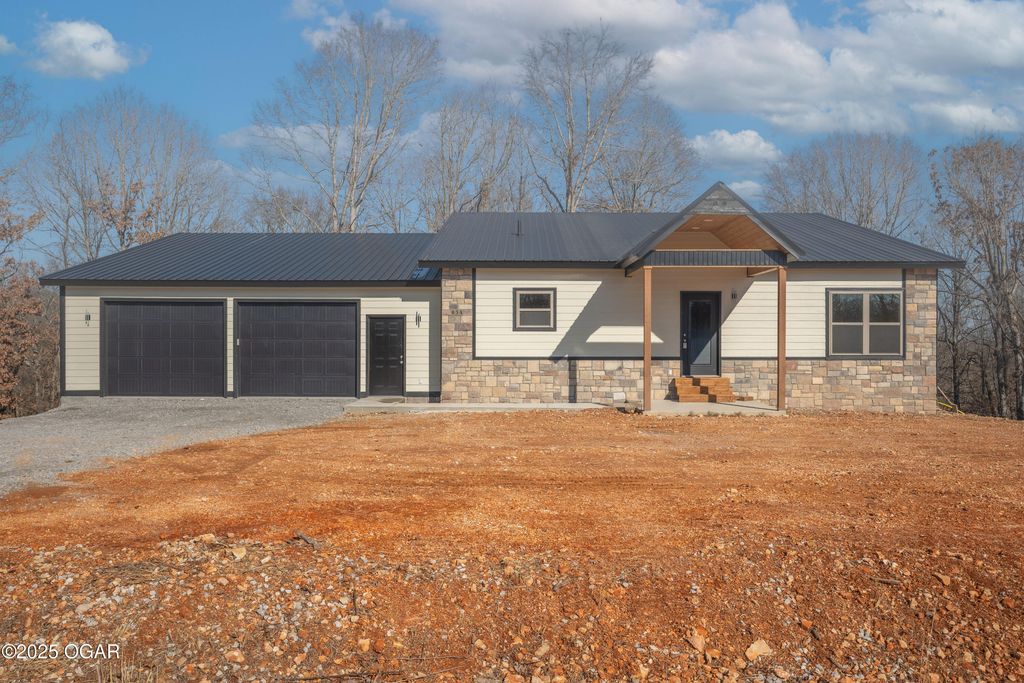 834 Oriole Lane, Noel, MO 64854