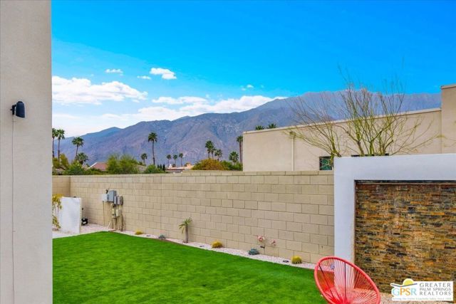 841 Fountain Drive, Palm Springs, CA 92262