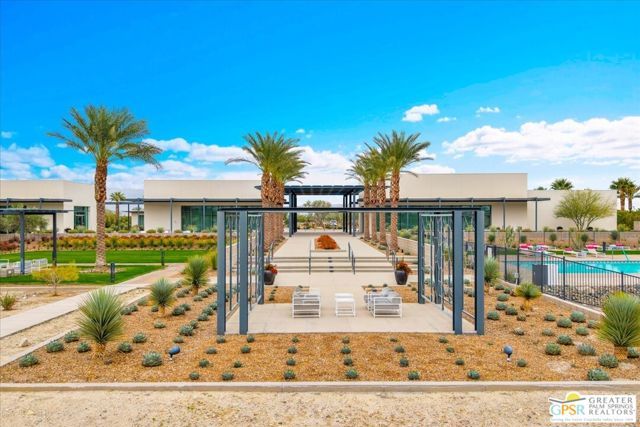 841 Fountain Drive, Palm Springs, CA 92262
