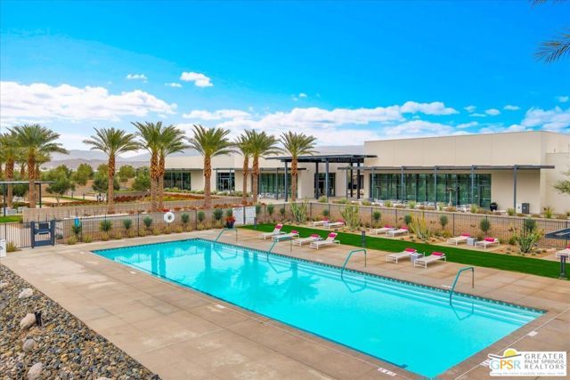 841 Fountain Drive, Palm Springs, CA 92262