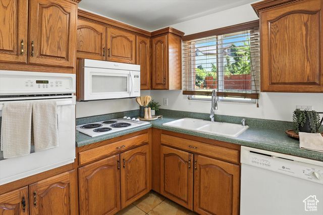 794 HILL BLVD, Layton, UT 84041