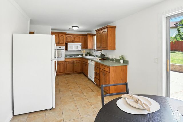 794 HILL BLVD, Layton, UT 84041