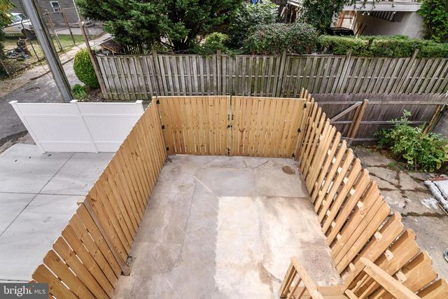 2221 E FAYETTE ST, Baltimore, MD 21231