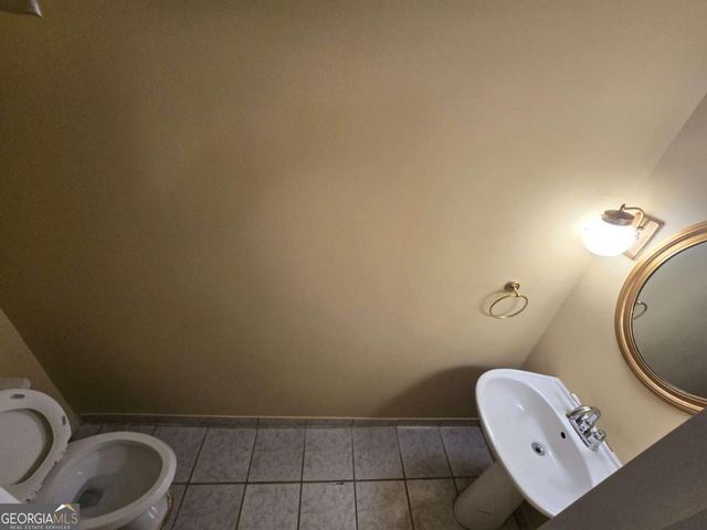 1811 Ashborough Circle G, Marietta, GA 30067