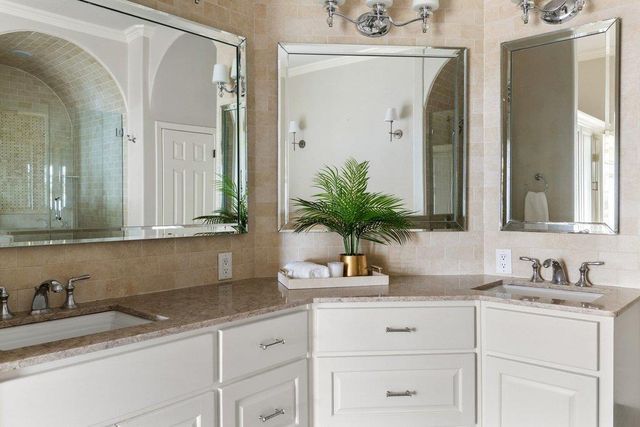 9905 Charthouse CV, Austin, TX 78730