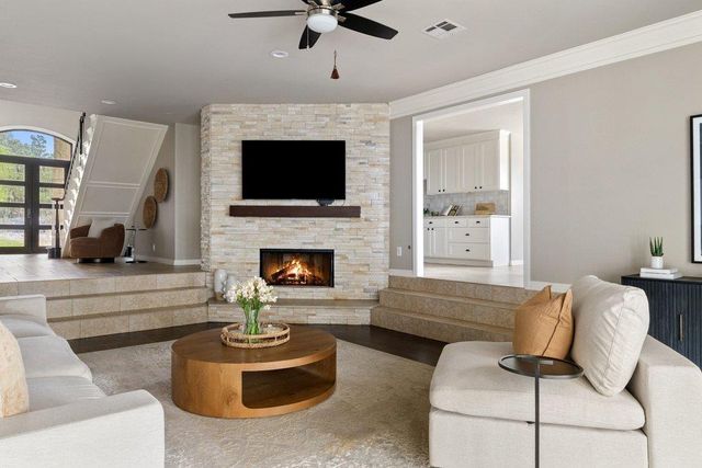 9905 Charthouse CV, Austin, TX 78730