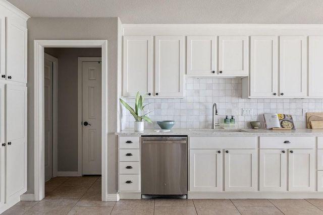 9905 Charthouse CV, Austin, TX 78730