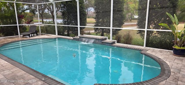 4217 Fishermans Lake Drive, Lutz, FL 33558