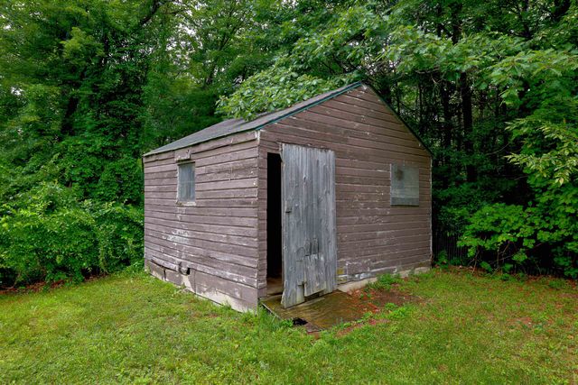 9 Ice House Lane, Greenfield, NH 03047