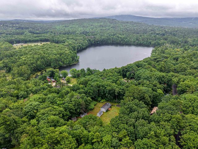 9 Ice House Lane, Greenfield, NH 03047
