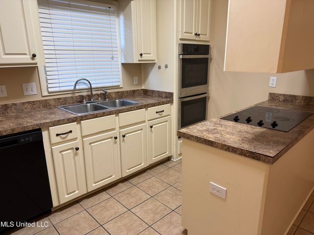 36 S Crossings, Jackson, MS 39206