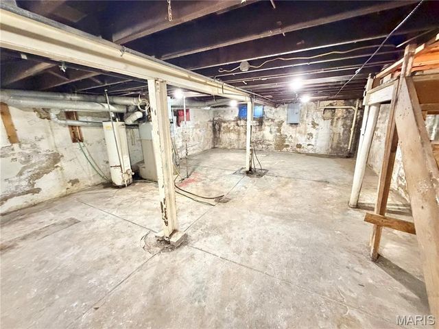 4323 Bingham Avenue, St Louis, MO 63116