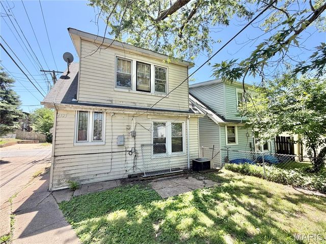 4323 Bingham Avenue, St Louis, MO 63116
