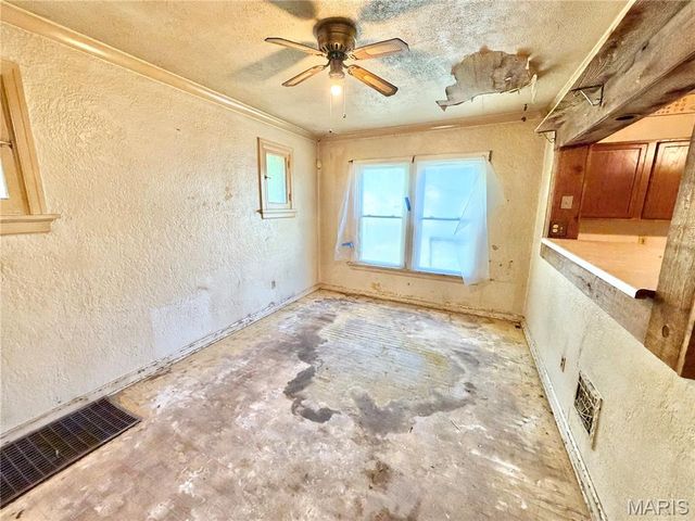 4323 Bingham Avenue, St Louis, MO 63116
