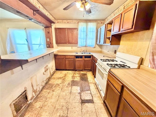 4323 Bingham Avenue, St Louis, MO 63116