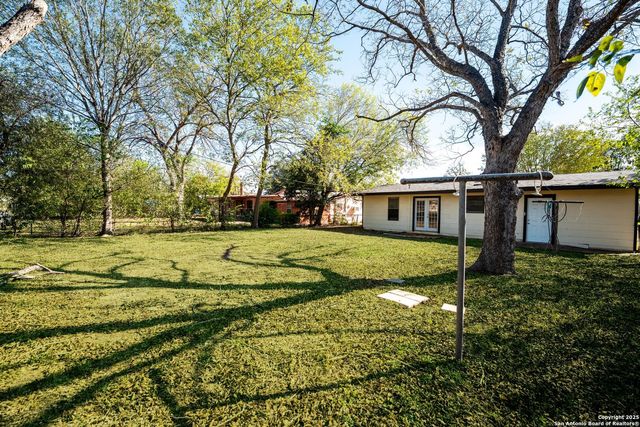 4319 Algruth Dr, San Antonio, TX 78220