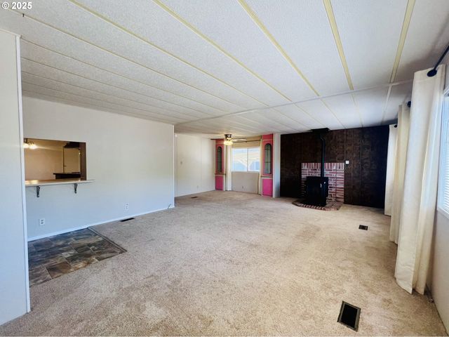 1200 E CENTRAL Ave 55, Sutherlin, OR 97479
