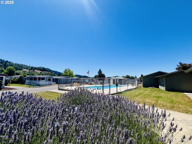1200 E CENTRAL Ave 55, Sutherlin, OR 97479
