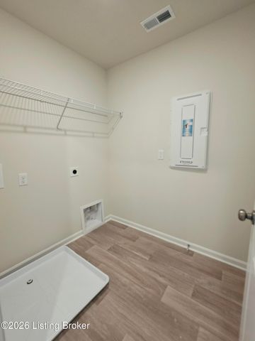 11144 Castlebrook Dr, Louisville, KY 40291